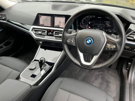 2022 BMW 3-Series - photo 43
