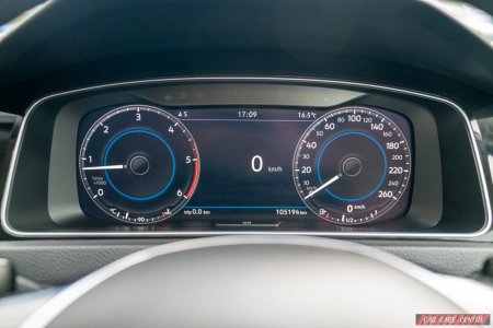 2020 Volkswagen Golf - photo 26