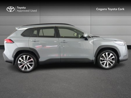 2025 Toyota Corolla Cross - photo 3