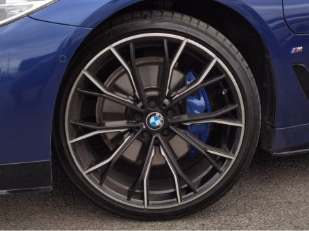 2017 BMW 5-Series - photo 2