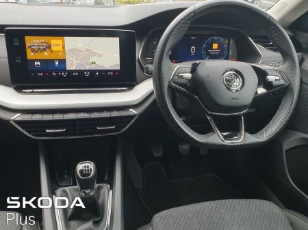 2023 Skoda Octavia - photo 2