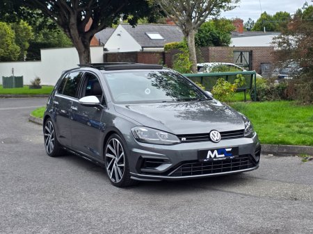 2019 Volkswagen Golf - photo 2