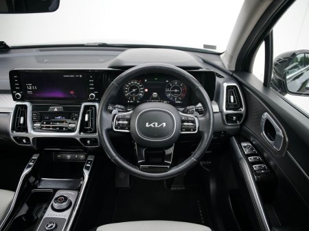 2023 Kia Sorento - photo 18