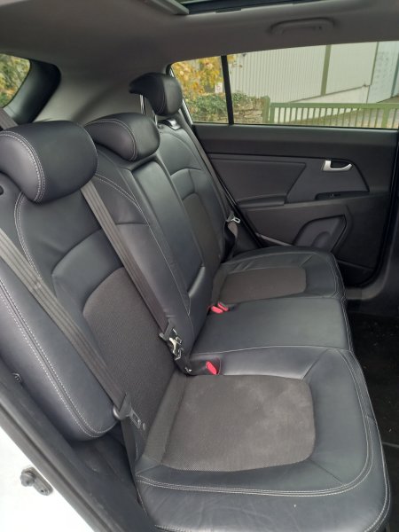 2013 Kia Sportage - photo 2