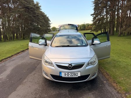 2011 Opel Astra - photo 44