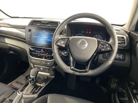 2025 KGM Tivoli - photo 19