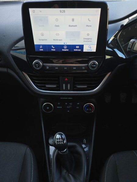 2020 Ford Fiesta - photo 12
