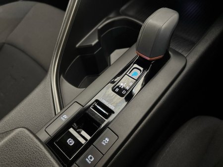 2024 Toyota C-HR - photo 17