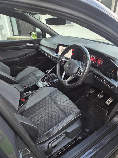 2024 Volkswagen Golf - photo 14