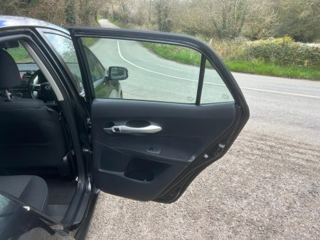 2012 Toyota Auris - photo 15
