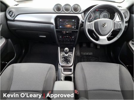 2023 Suzuki Vitara - photo 2
