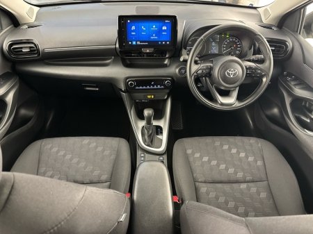 2024 Toyota Yaris - photo 8