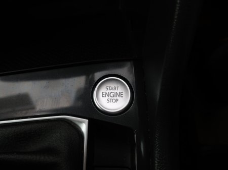2023 Volkswagen Tiguan - photo 25