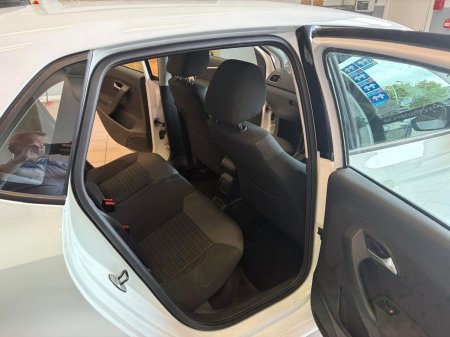 2016 Volkswagen Polo - photo 20