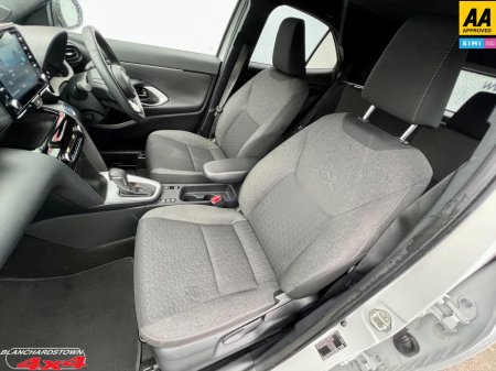 2023 Toyota Yaris - photo 22