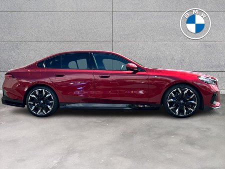 2026 BMW 5-Series - photo 22