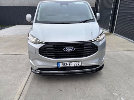 2025 Ford Transit Custom - photo 4