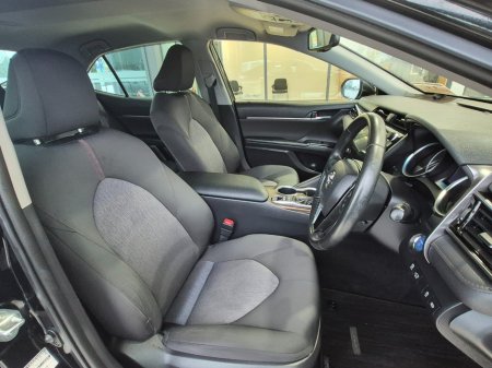 2021 Toyota Camry - photo 6