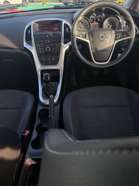 2015 Opel Astra - photo 8