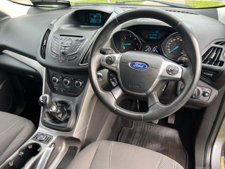 2014 Ford Kuga - photo 35