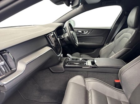2026 Volvo V60 - photo 2