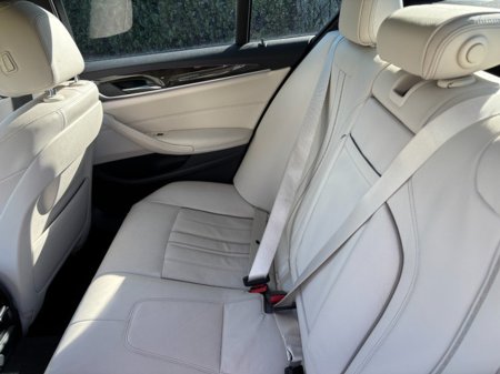 2017 BMW 5-Series - photo 13