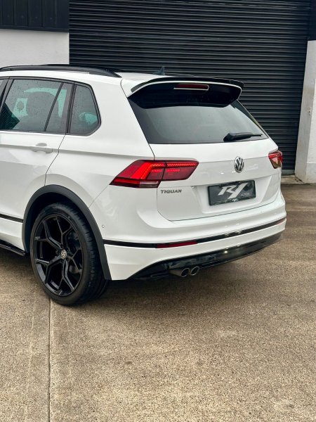2020 Volkswagen Tiguan - photo 11