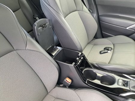 2024 Toyota Corolla Cross - photo 32