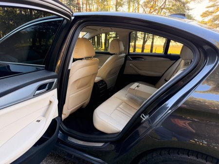 2020 BMW 5-Series - photo 26