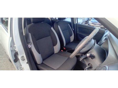 2015 Dacia Sandero - photo 14