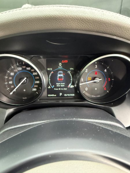 2016 Jaguar XF - photo 22