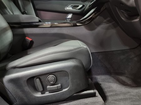 2026 Land Rover Range Rover Velar - photo 27