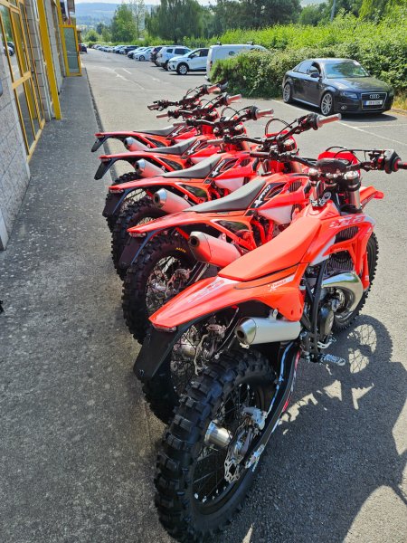 2027 BETA Enduro - photo 3