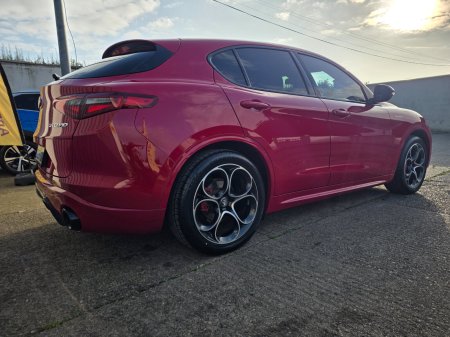 2022 Alfa Romeo Stelvio - photo 8