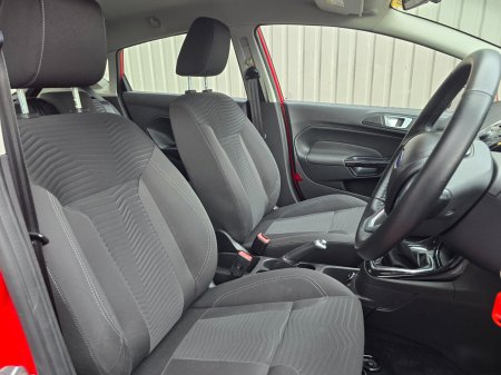 2014 Ford Fiesta - photo 10