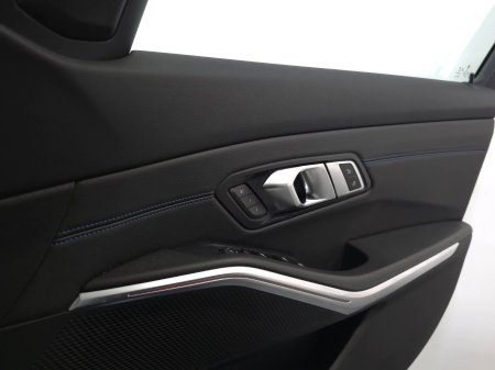 2019 BMW 3-Series - photo 19