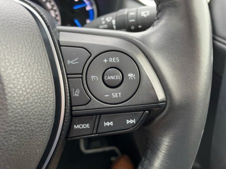 2021 Toyota RAV4 - photo 13