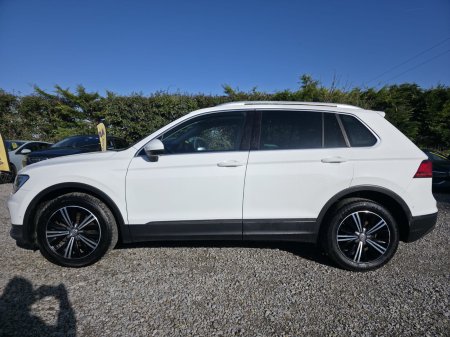 2017 Volkswagen Tiguan - photo 2