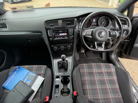 2015 Volkswagen Golf - photo 14