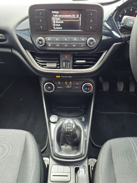 2019 Ford Fiesta - photo 13