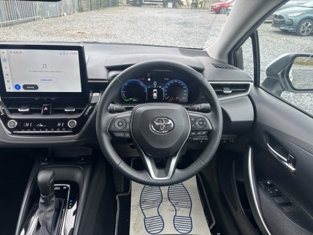 2024 Toyota Corolla - photo 9