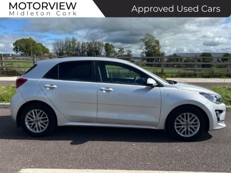 2023 Kia Rio - photo 2