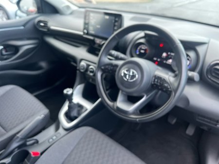 2024 Toyota Yaris - photo 9