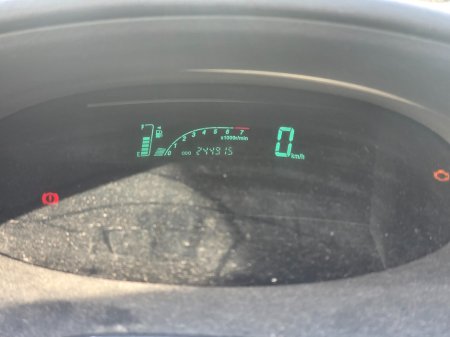 2005 Toyota Yaris - photo 12