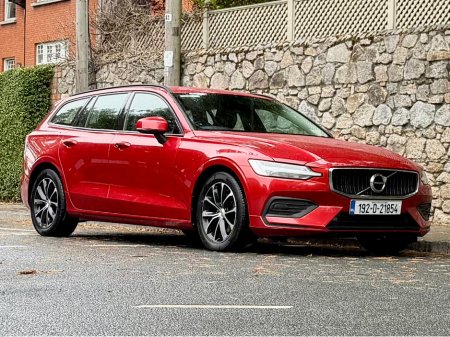 2019 Volvo V60 - photo 2
