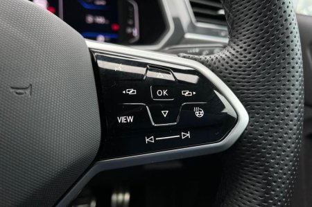 2021 Volkswagen Tiguan - photo 25