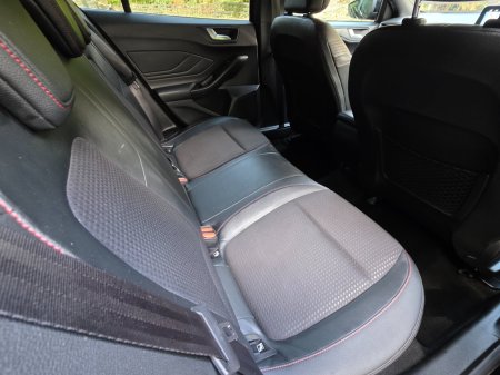 2019 Ford Focus - photo 17