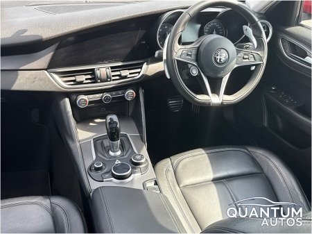2018 Alfa Romeo Giulia - photo 15