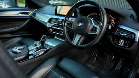 2019 BMW 5-Series - photo 28