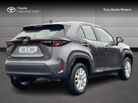2026 Toyota Yaris Cross - photo 2